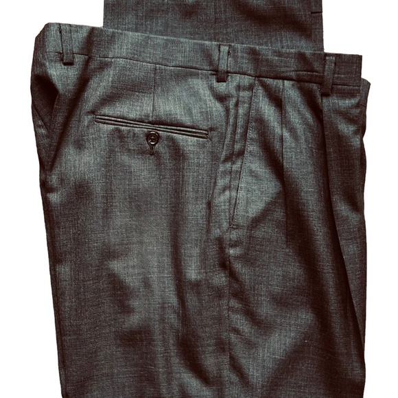 Hart Schaffner Marx Classic Suit Charcoal Grey Cuff/Pleated Pants 44R Drycleaned - Picture 14 of 16